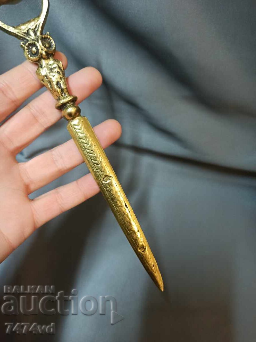 RARE BRONZE BOTTLE OPENER AND LETTER KNIFE WITH OWL with price 50.00 BGN | € 25.56 RARE BRONZE BOTTLE OPENER AND LETTER KNIFE WITH OWL with price 50.00 BGN | € 25.56
