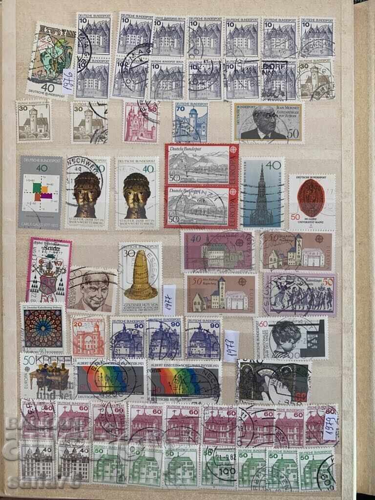 Delivery of Lot of old stamps from the Federal Republic of Germany - From 1954 to 1990 - 595 pieces Delivery of Lot of old stamps from the Federal Republic of Germany - From 1954 to 1990 - 595 pieces