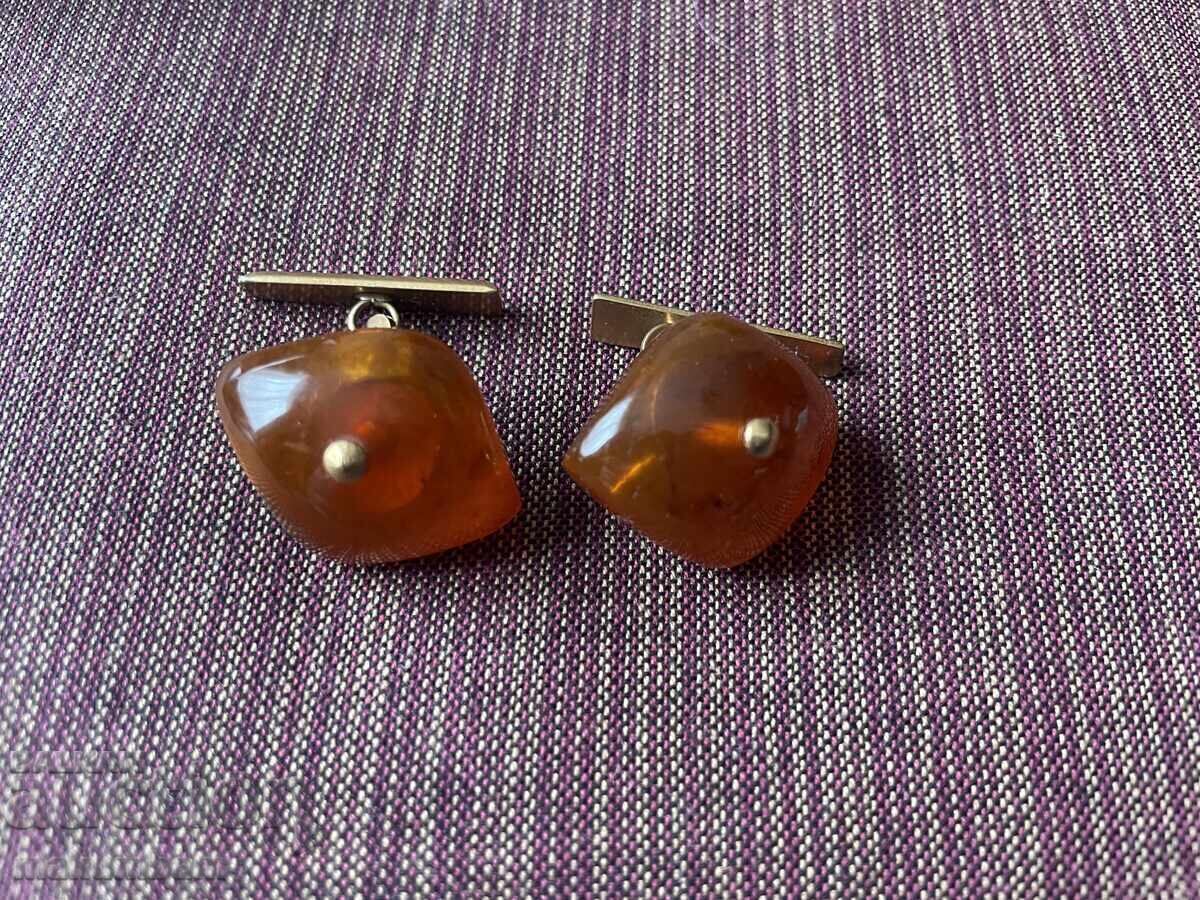 Amber and gold-plated cufflinks with price 99.00 BGN | € 50.62 Amber and gold-plated cufflinks with price 99.00 BGN | € 50.62