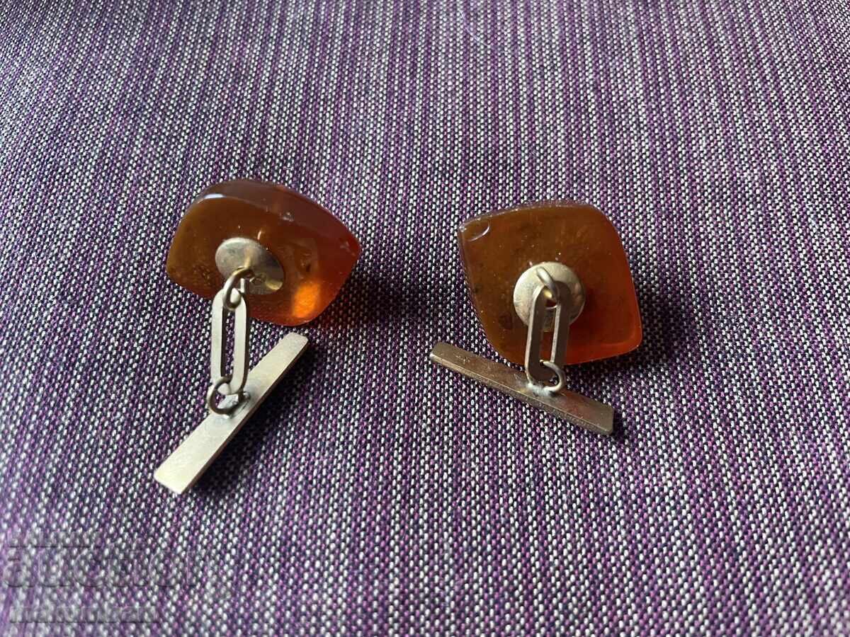 Auction Amber and gold-plated cufflinks Auction Amber and gold-plated cufflinks