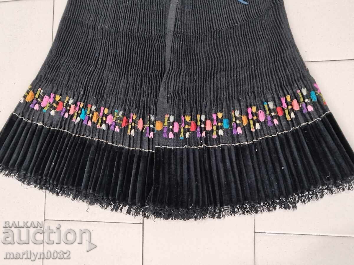 Old squealing costume with bruchnik embroidery - 6 Old squealing costume with bruchnik embroidery - 6