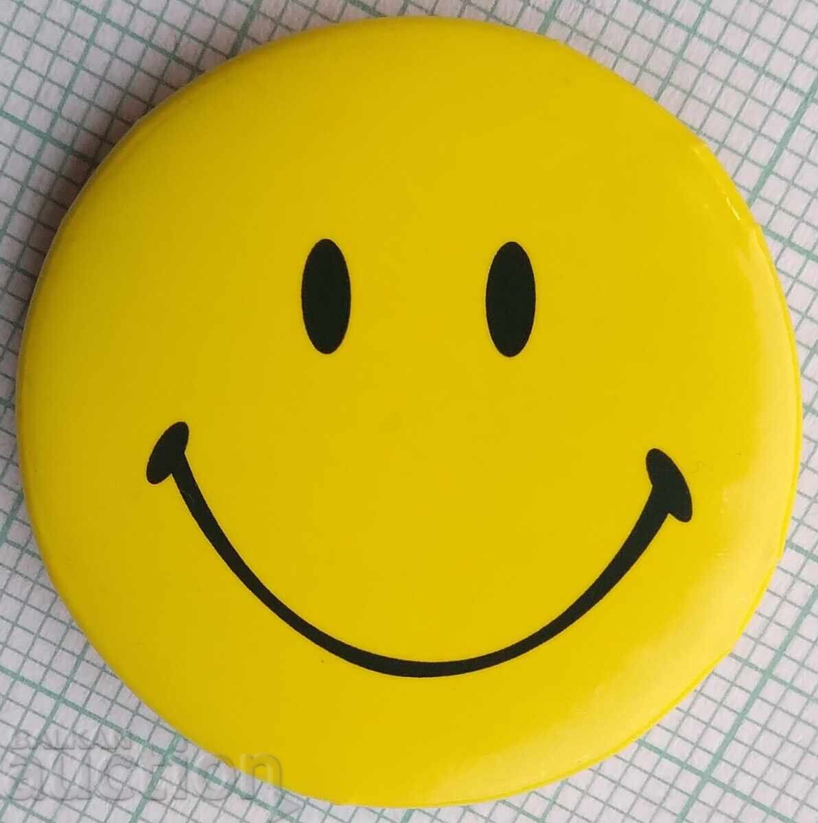 17381 Badge - Smile