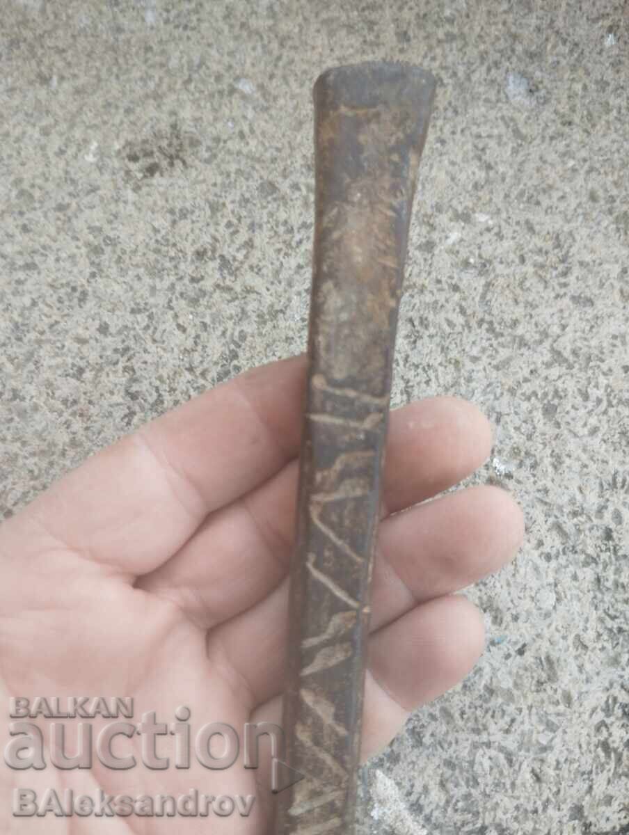 Auction Renaissance anvil for riveting Auction Renaissance anvil for riveting