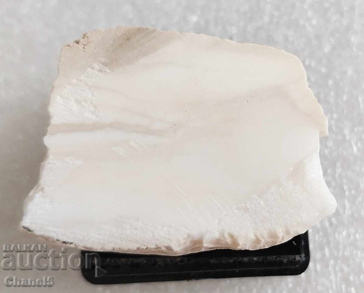 Delivery of WHITE MILKY OPAL - PERU - 47.50 ct (602) Delivery of WHITE MILKY OPAL - PERU - 47.50 ct (602)