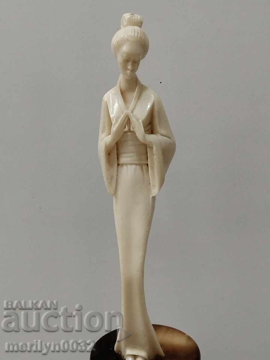 Figure ivory figures plastic statuette