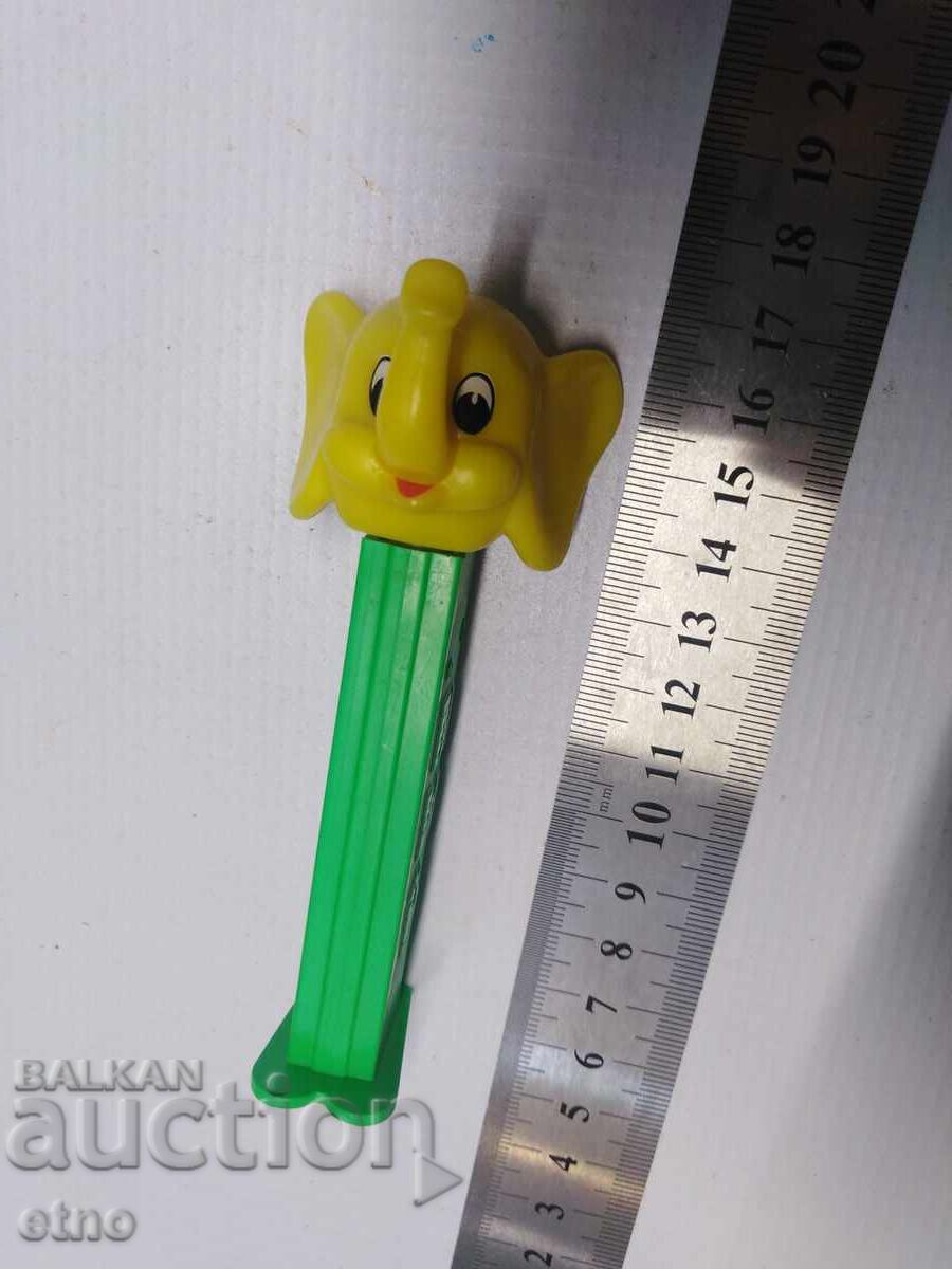 1996 "PEZ" CANDY DISPENSER, TOY, TOYS - 5 1996 "PEZ" CANDY DISPENSER, TOY, TOYS - 5