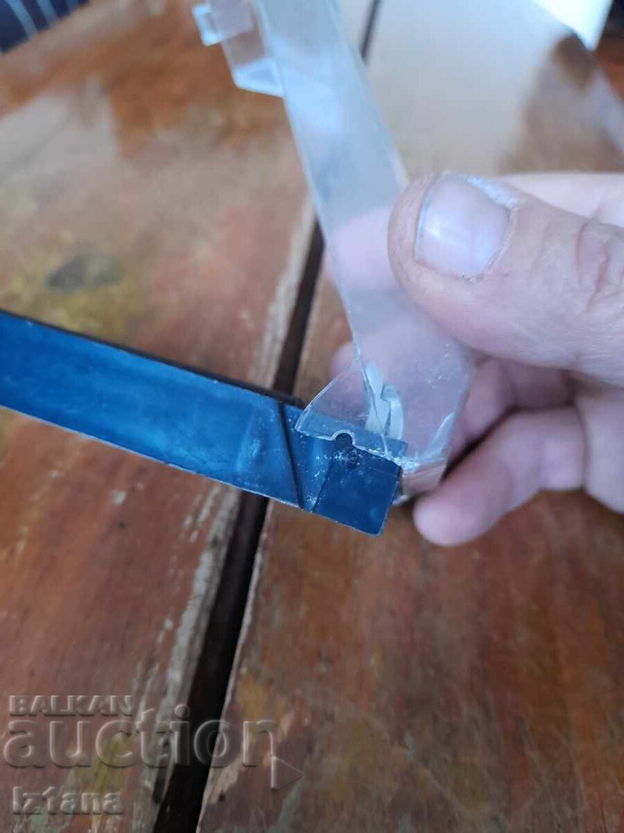 Livrarea Bătrânul de ras Orion