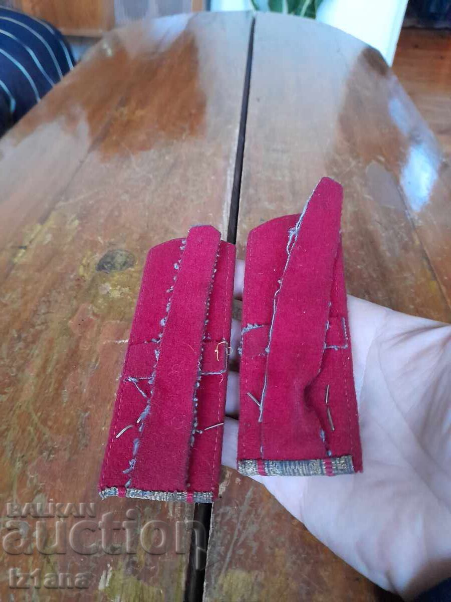 Auction Old epaulettes colonel Auction Old epaulettes colonel