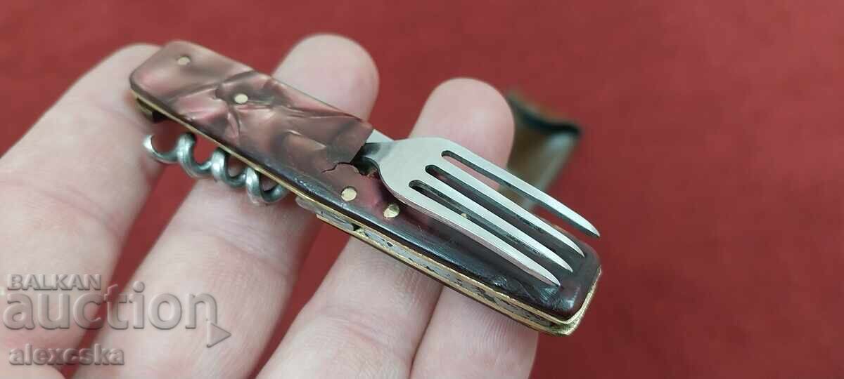 Delivery of Tourist Knife - Hammer and Sickle Delivery of Tourist Knife - Hammer and Sickle