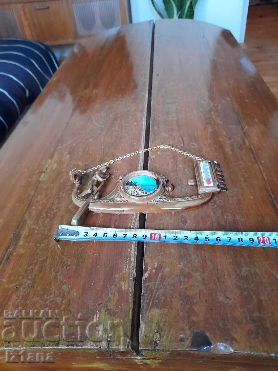 Old souvenir thermometer with price 11.00 BGN | € 5.62 Old souvenir thermometer with price 11.00 BGN | € 5.62