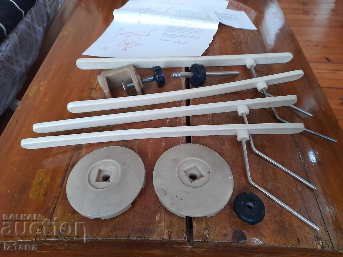 Old yarn winder - 5 Old yarn winder - 5