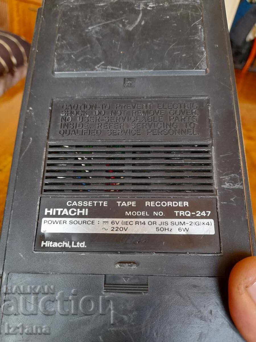 Old Hitachi TRQ-247 cassette player - 7 Old Hitachi TRQ-247 cassette player - 7