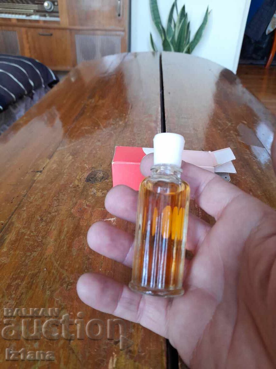 Delivery of Old perfume Bon Chance Aroma Delivery of Old perfume Bon Chance Aroma