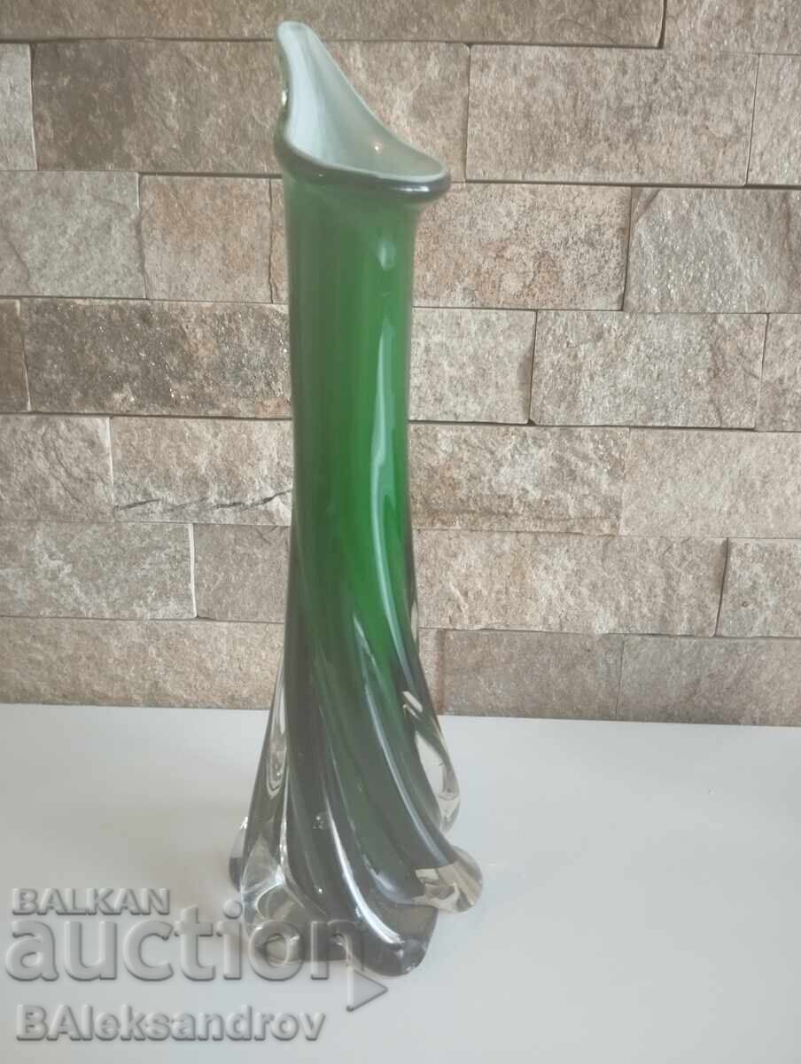 Beautiful vase of colored blown glass with price 11.00 BGN | € 5.62 Beautiful vase of colored blown glass with price 11.00 BGN | € 5.62