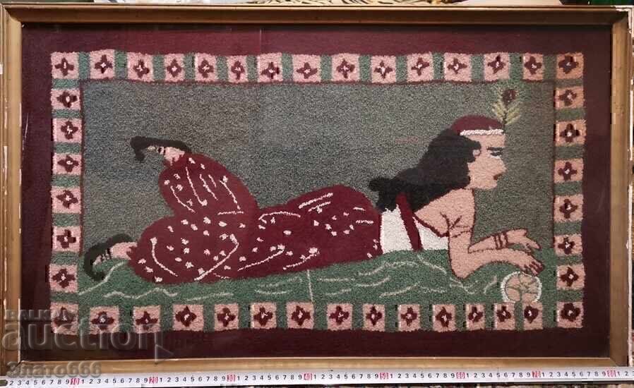 Λούτρινο χαλί σε γυάλινο σκελετό Λούτρινο χαλί σε γυάλινο σκελετό