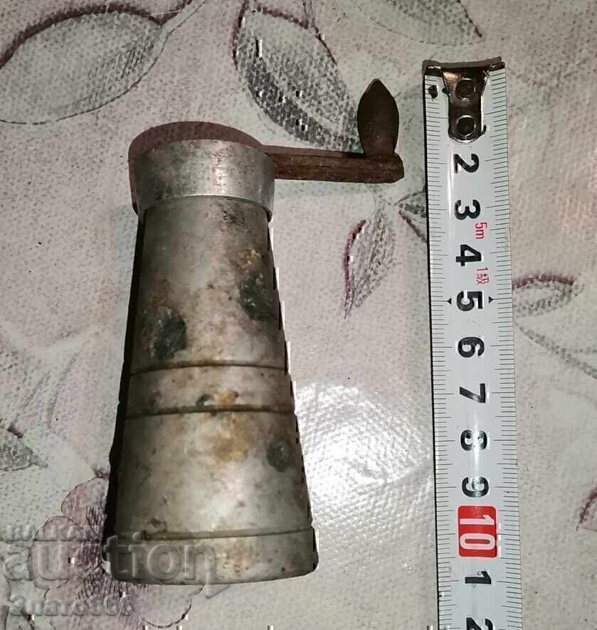 Moara veche de piper Moara veche de piper