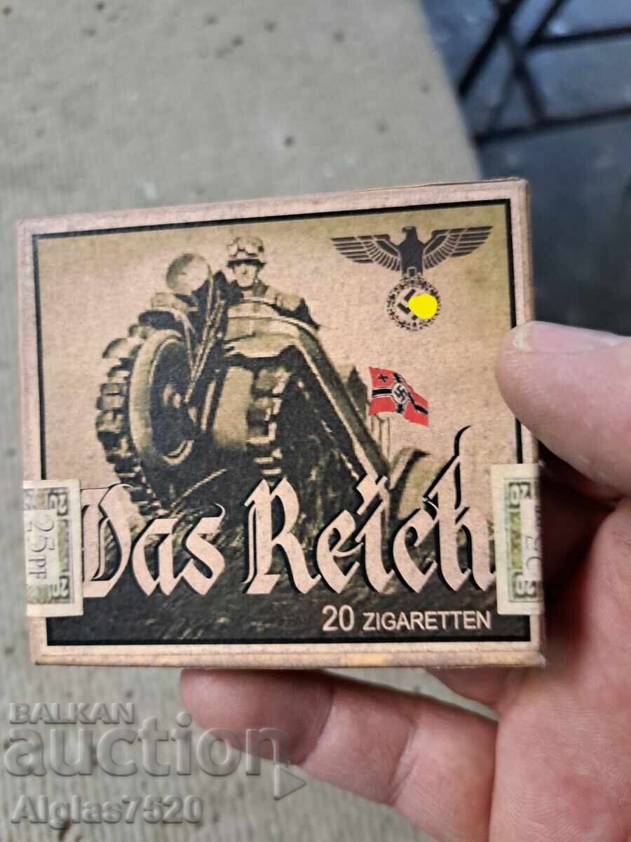 20 de țigări într-o cutie Wehrmacht nedeschisă