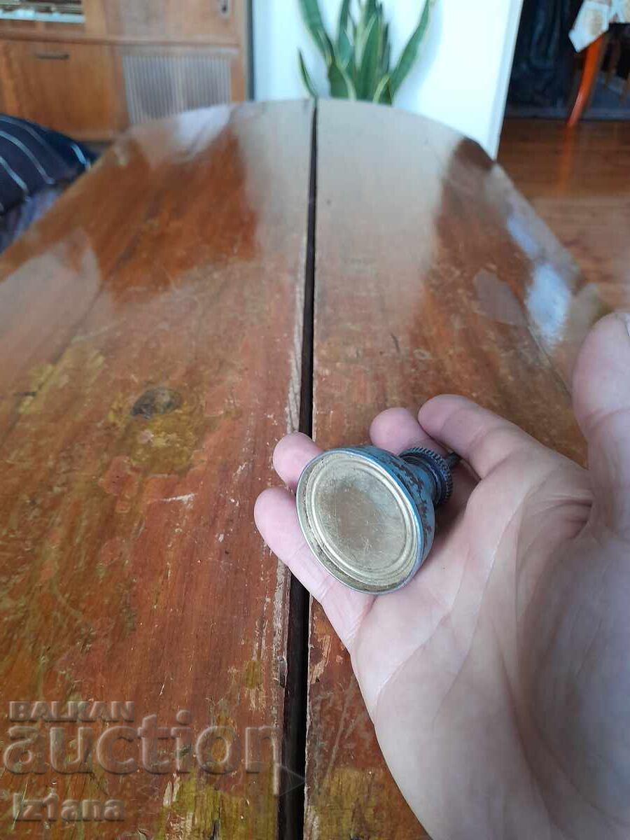 Auction Old buttercup Auction Old buttercup