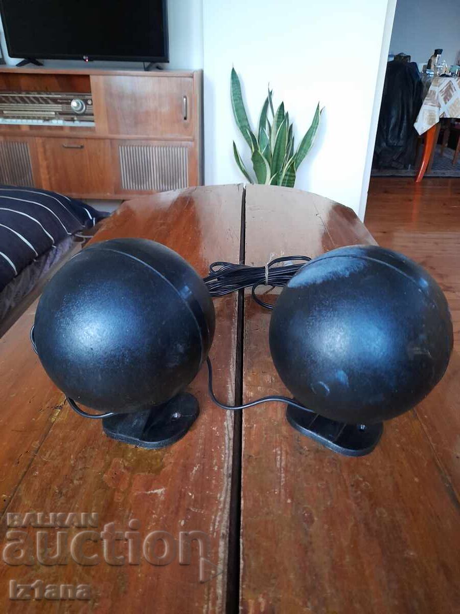 Delivery of Old car speakers Resprom