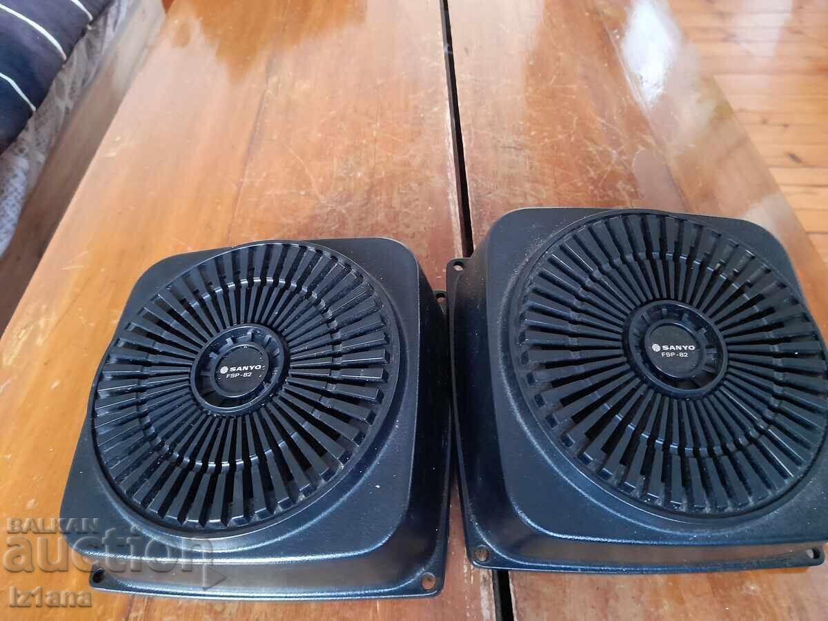 Boxe vechi de mașină Sanyo cu preț 100.00 BGN | € 51.13