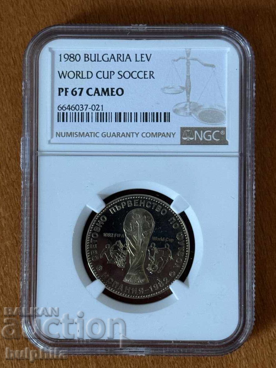 1 лев 1980 футбол Испания мат-гланц NGC PF 67 Cameo