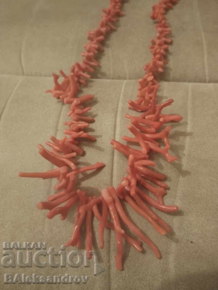 Auction  Natural coral necklace