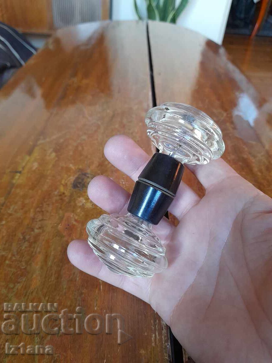 Παλιές λαβές, μπάλες για κλειδαριά, πόρτα με τιμή 65.00 BGN | € 33.23 Παλιές λαβές, μπάλες για κλειδαριά, πόρτα με τιμή 65.00 BGN | € 33.23