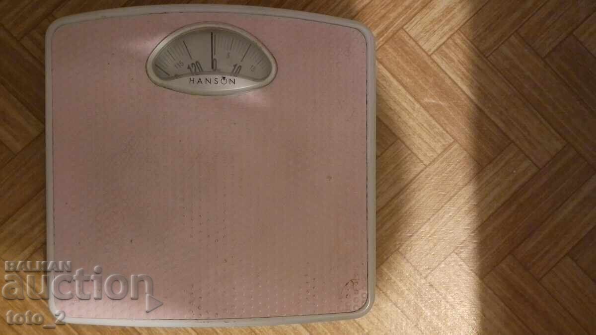 Cântar electronic pentru greutate corporală