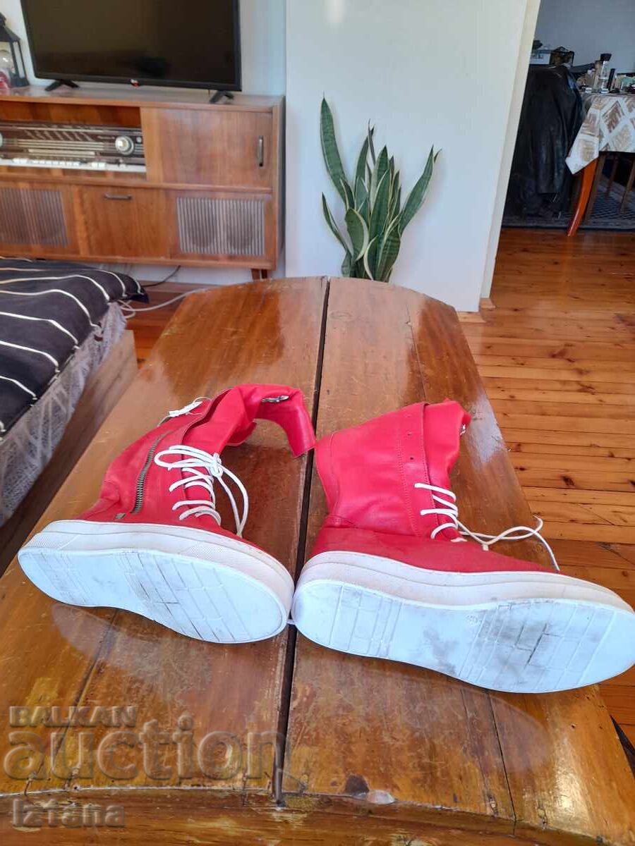 Women's boots Tendenz with price 45.00 BGN | € 23.01 Women's boots Tendenz with price 45.00 BGN | € 23.01