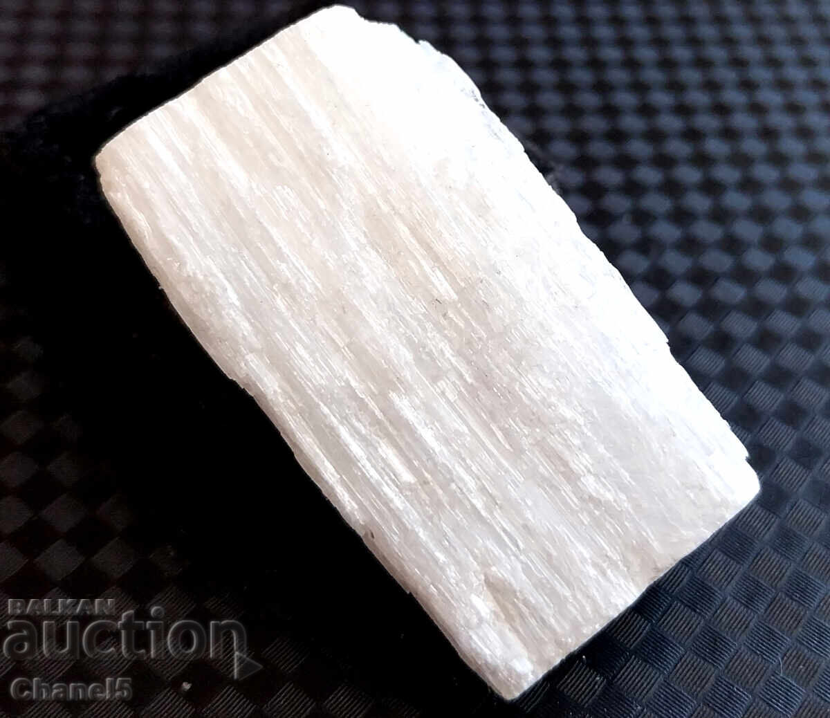 Delivery of NATURAL SELENITE - MOROCCO, SAHARA - 63.00 ct- (630) Delivery of NATURAL SELENITE - MOROCCO, SAHARA - 63.00 ct- (630)