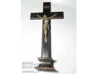 CRUCE VECHE DE BIROU MASSIV CU ISUS HRISTOS METAL, LEMN 44CM