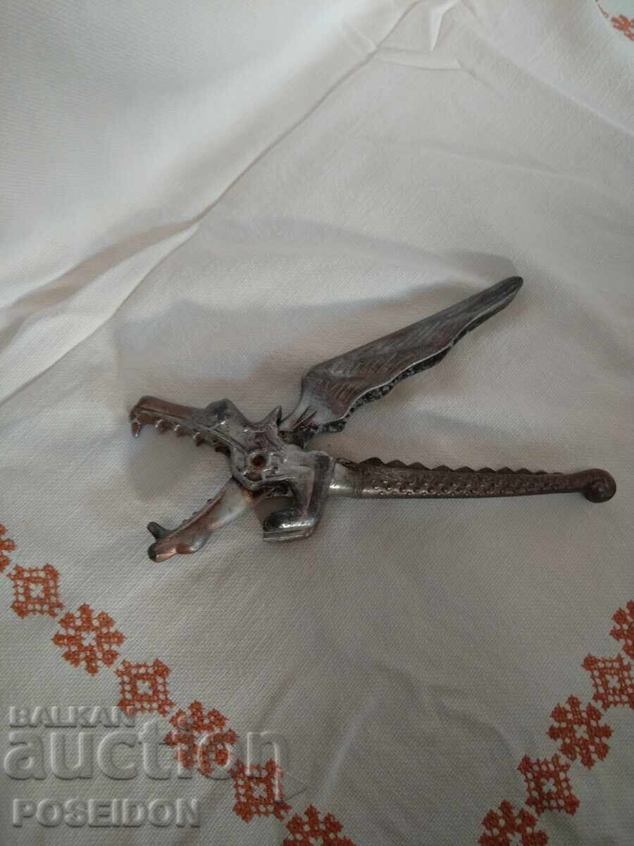 NUTCRACKER DRAGON with price 85.00 BGN | € 43.46 NUTCRACKER DRAGON with price 85.00 BGN | € 43.46