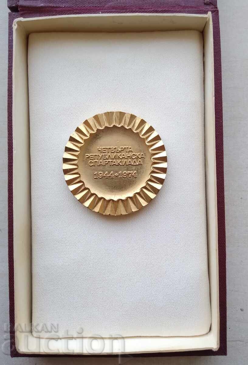 Delivery of 17629 Medal in box - Republican Spartakiad 1974 - 38mm Delivery of 17629 Medal in box - Republican Spartakiad 1974 - 38mm