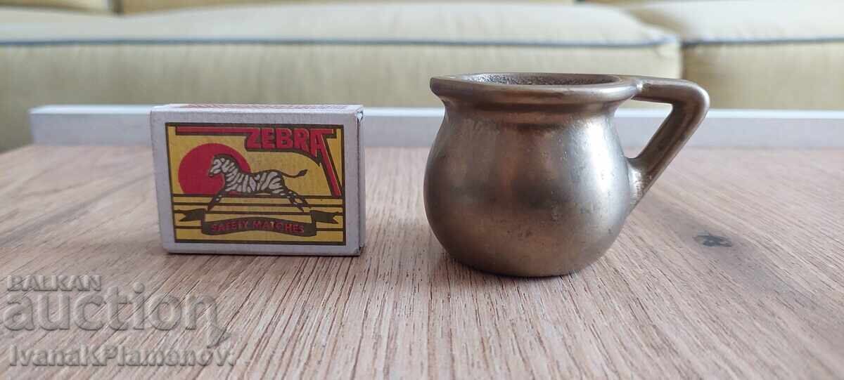 Brass jug for collectors - 5