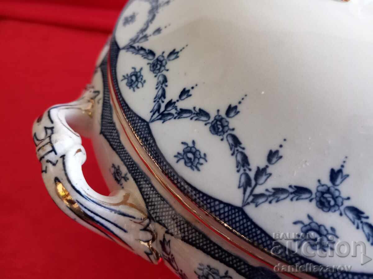 Δημοπρασία 1900 Old Anglian Porcelain Terrine, Wedgwood Soup Bowl Δημοπρασία 1900 Old Anglian Porcelain Terrine, Wedgwood Soup Bowl
