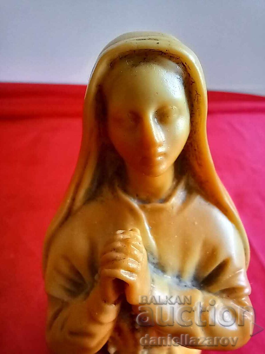 Auction Old French Statuette Kneeling Virgin 1960s Auction Old French Statuette Kneeling Virgin 1960s