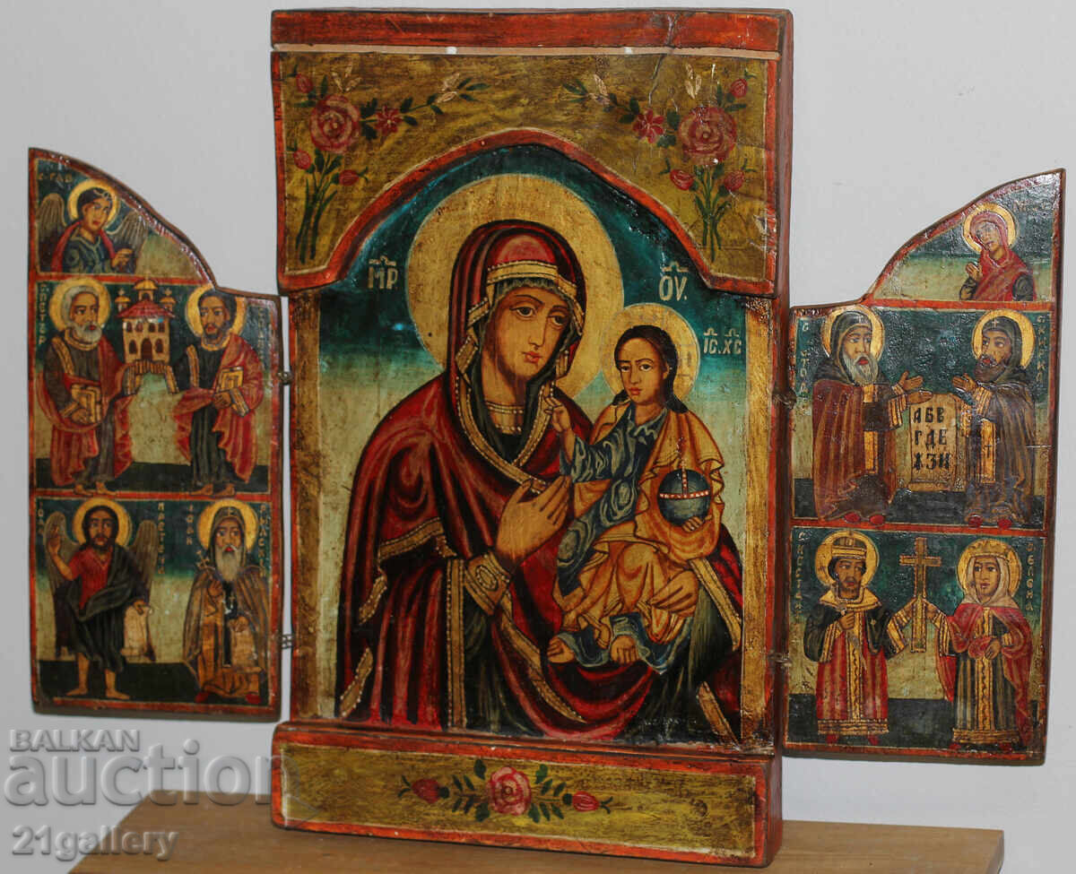 Hand-painted icon triptych Holy Virgin and Child with price 700.00 BGN | € 357.90 Hand-painted icon triptych Holy Virgin and Child with price 700.00 BGN | € 357.90