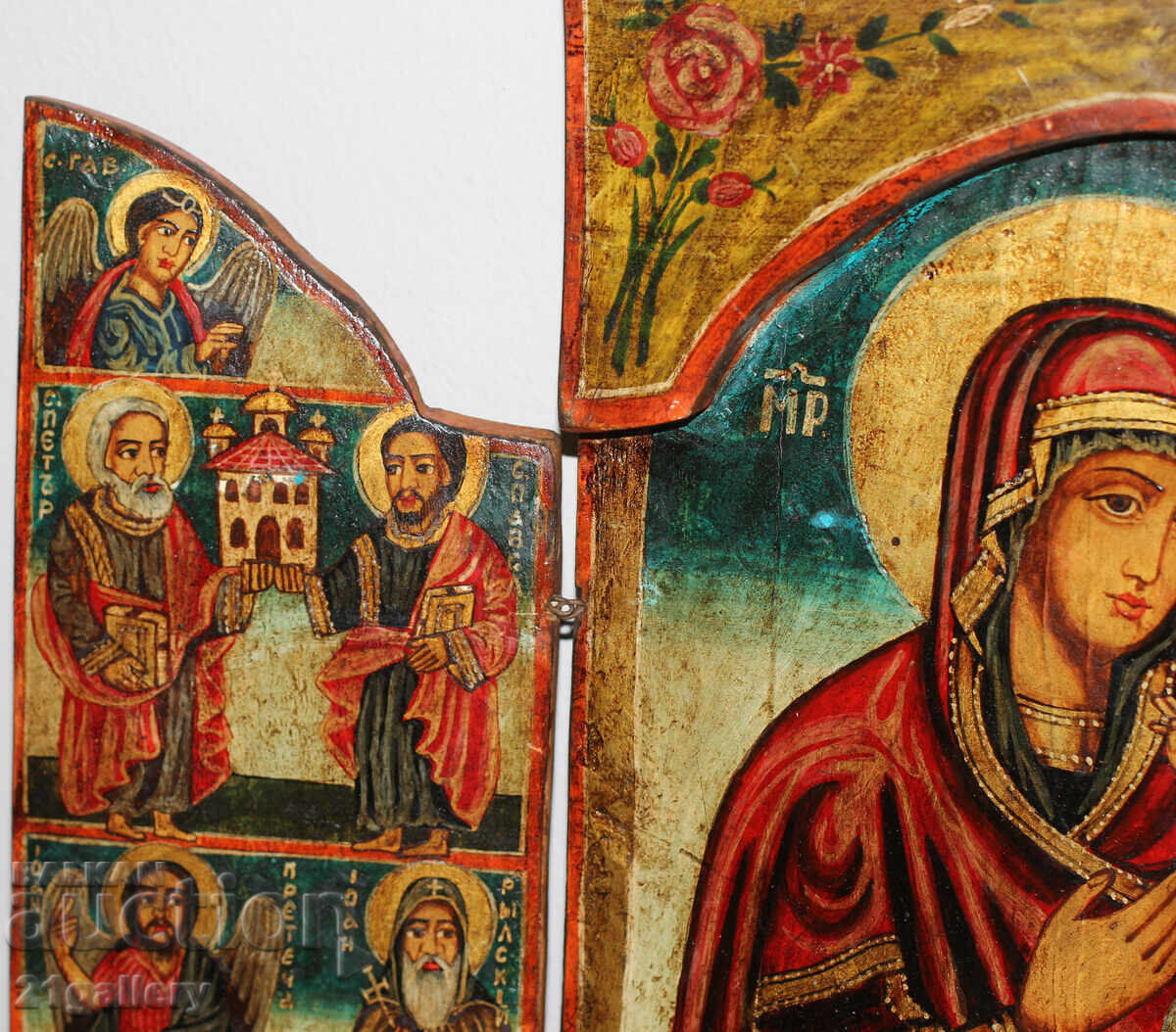 Delivery of Hand-painted icon triptych Holy Virgin and Child Delivery of Hand-painted icon triptych Holy Virgin and Child