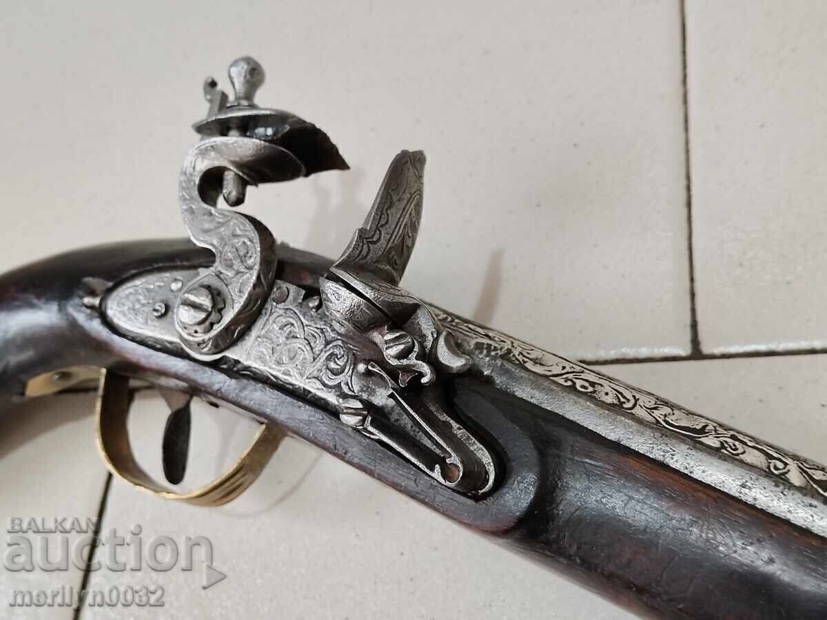 Flintlock pistol 42cm Ottoman pistol with silver fittings with price 989.90 BGN | € 506.13 Flintlock pistol 42cm Ottoman pistol with silver fittings with price 989.90 BGN | € 506.13