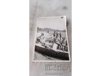 Photo Children in a boat for walks LIFESAVING