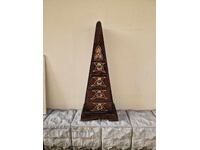 Dulap piramidal antic din lemn