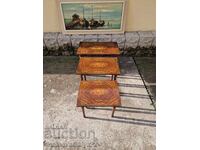 Set grozav de 3 mese antice din lemn