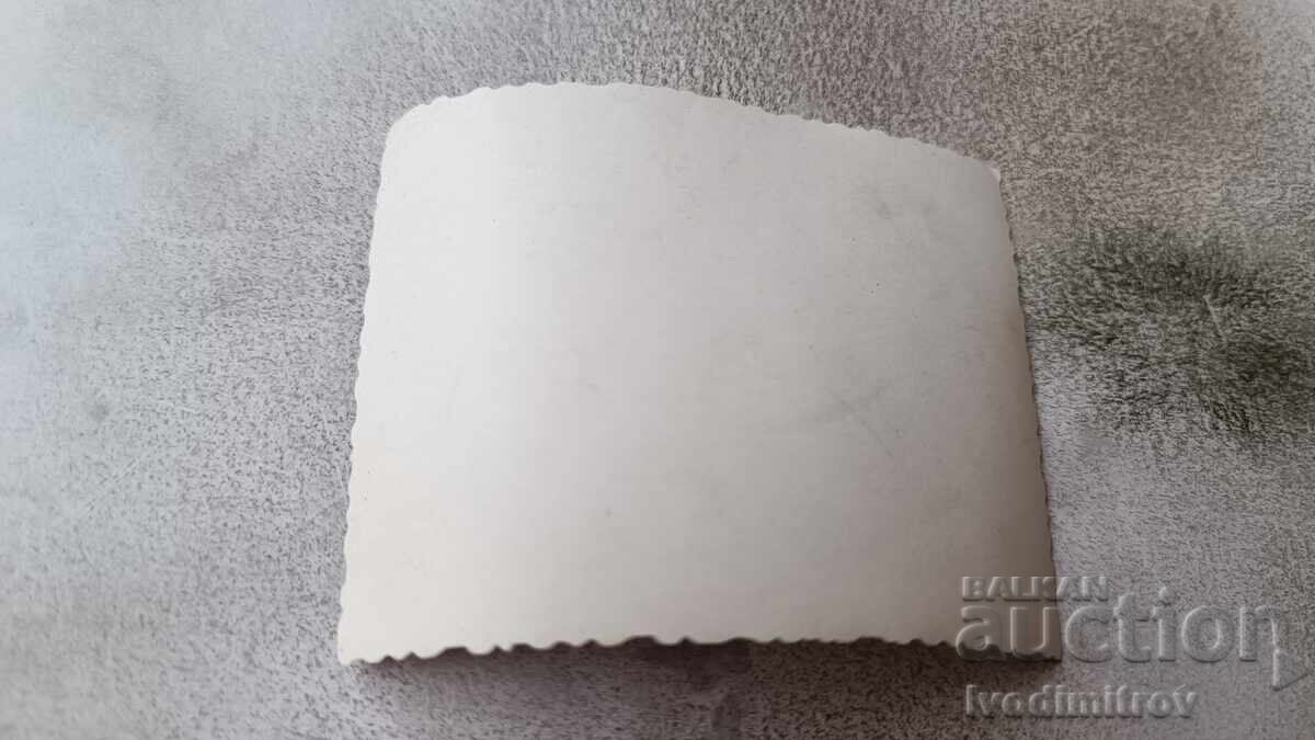 Φωτογραφία Μικρό αγόρι στην παραλία με τιμή 1.65 BGN | € 0.84 Φωτογραφία Μικρό αγόρι στην παραλία με τιμή 1.65 BGN | € 0.84