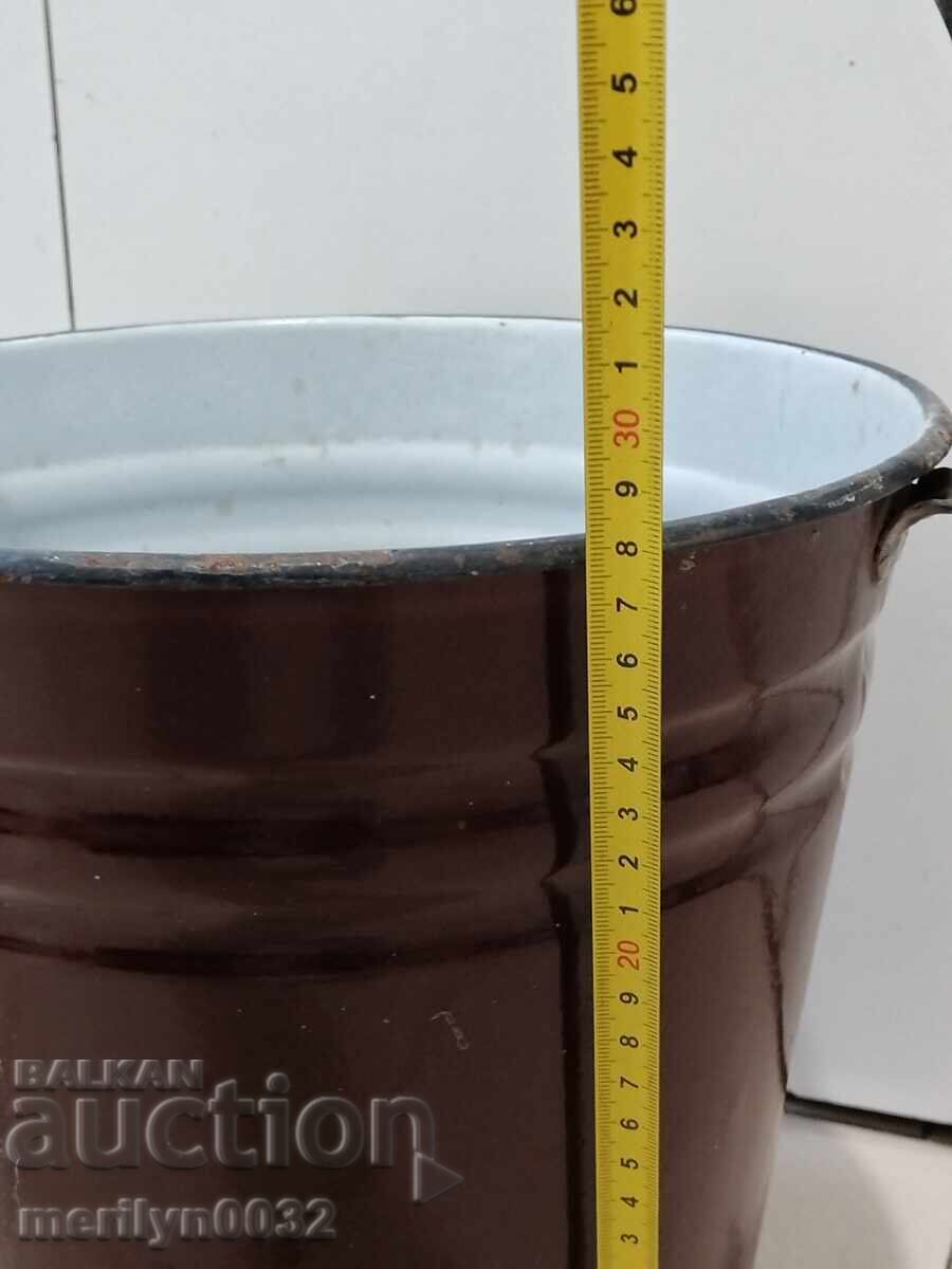 Enamel bucket from the Soviet era enameled vessel basin USSR - 5