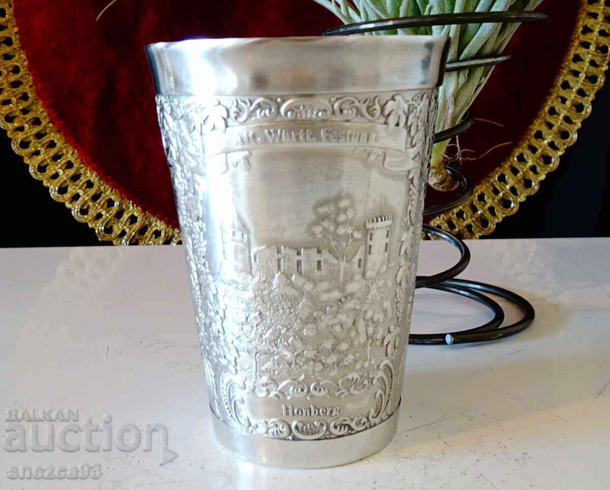 Honberg pewter cup. with price 49.00 BGN | € 25.05 Honberg pewter cup. with price 49.00 BGN | € 25.05