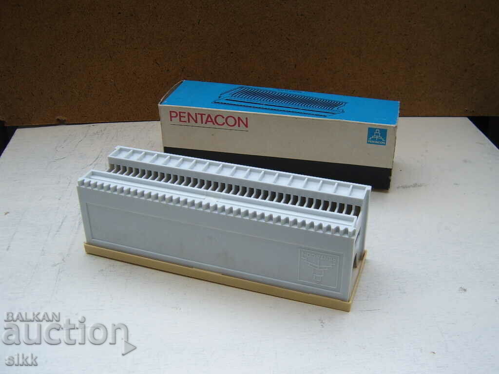 Магазин за диапроектор Магазин за диапроектор