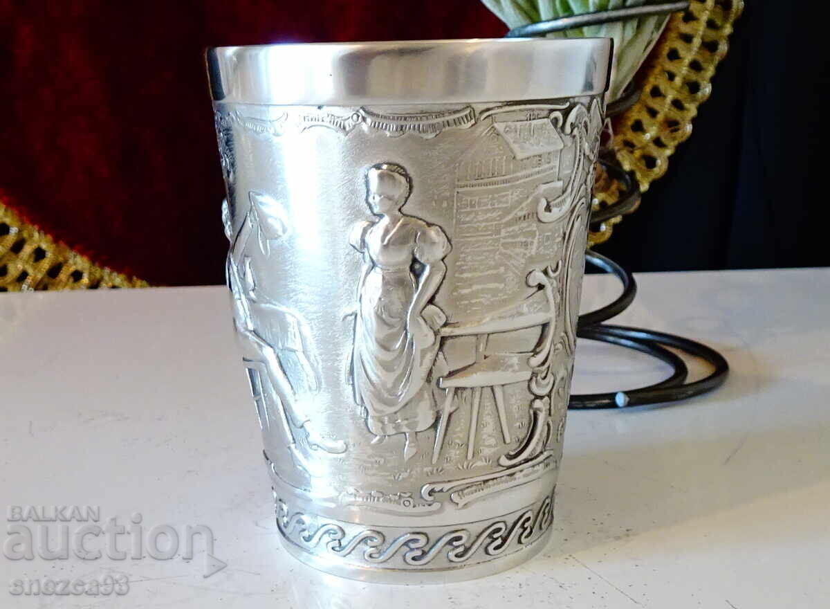 Lindenwirtin tin cup, tin wedding. with price 49.00 BGN | € 25.05 Lindenwirtin tin cup, tin wedding. with price 49.00 BGN | € 25.05