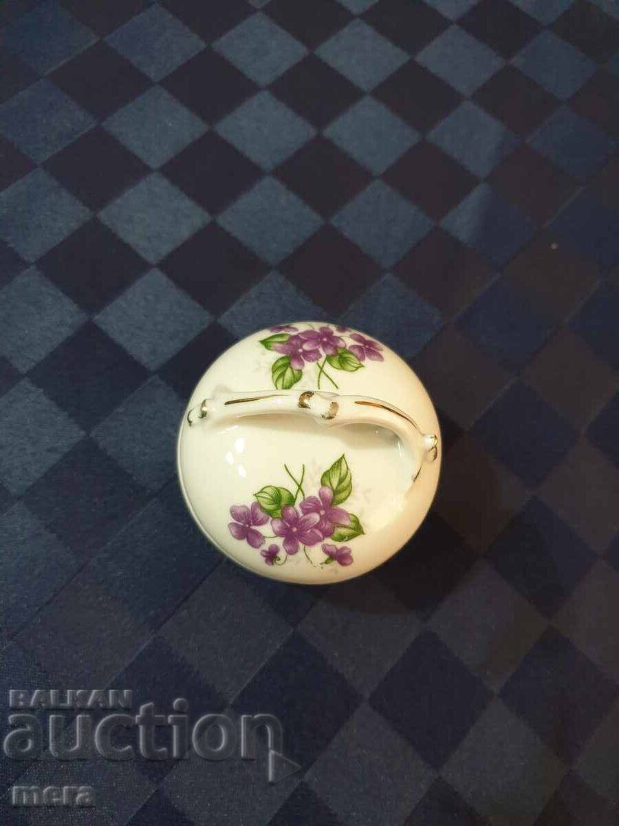 Porcelain jeweler with price 25.00 BGN | € 12.78 Porcelain jeweler with price 25.00 BGN | € 12.78