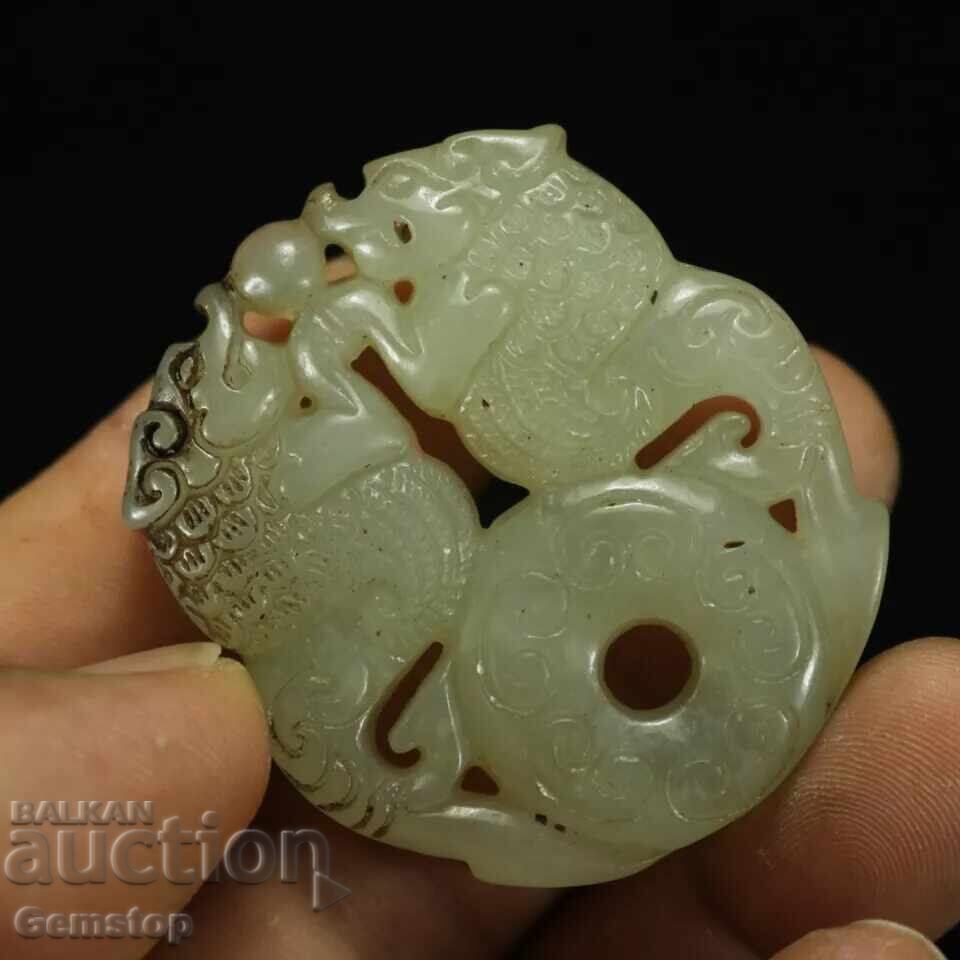 Livrarea 183.00 kt jad natural amulet pixiu Livrarea 183.00 kt jad natural amulet pixiu