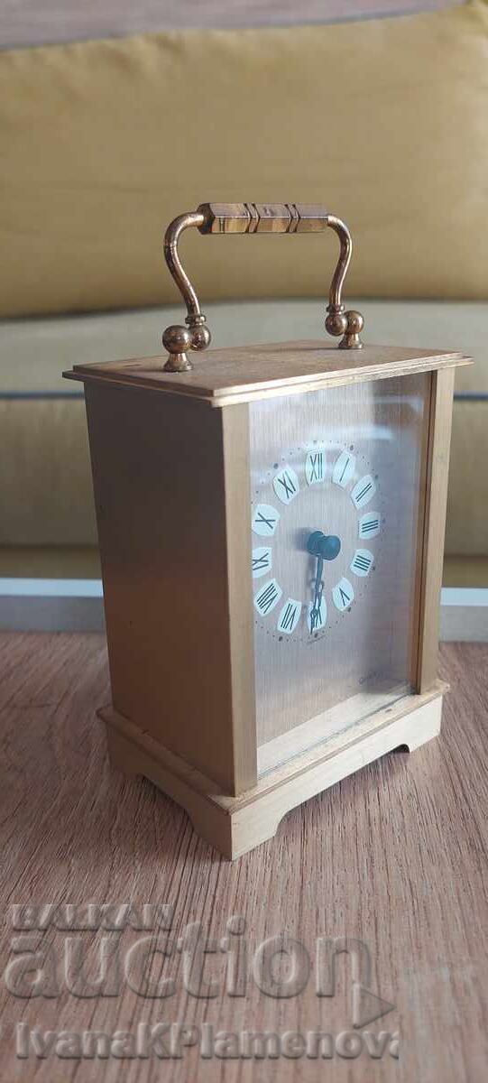 Δημοπρασία Ρολόι από ορείχαλκο χαλαζία Δημοπρασία Ρολόι από ορείχαλκο χαλαζία